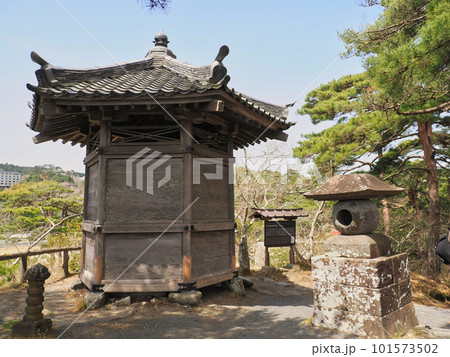 日本三景松島 雄島の頼賢の碑・宮城県宮城郡松島町 日本三景松島 雄島の頼賢の碑・宮城県宮城郡松島町 101573502