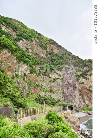 奄美大島風景~徳浜の断崖~ 奄美大島風景~徳浜の断崖~ 101575238