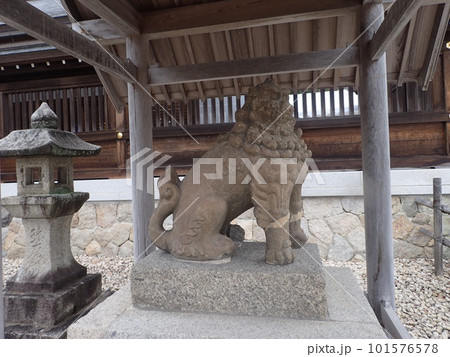 京都府宮津市にあり、奈良時代に丹後の一宮となった籠宮と呼ばれる元伊勢籠神社（もといせ、このじんじゃ） 101576578