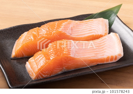 宮城県産　生銀サケ　(養殖) 101578243