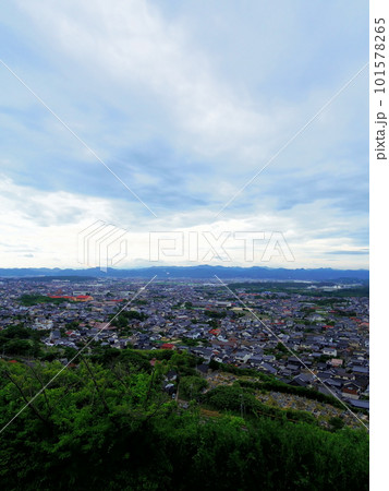 奉納山公園展望台より望む出雲の街並み(島根県出雲市) 101578265