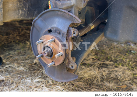 Wheel hub brake disc assembly replacement brakes in mechanical repair service center 101579145