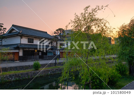 倉敷美観地区（夕景） 101580049
