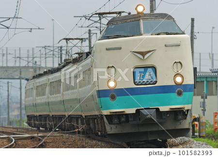 北陸本線　高岡ー西高岡　JR東日本　485系　T17編成（新潟）　北越 101582393