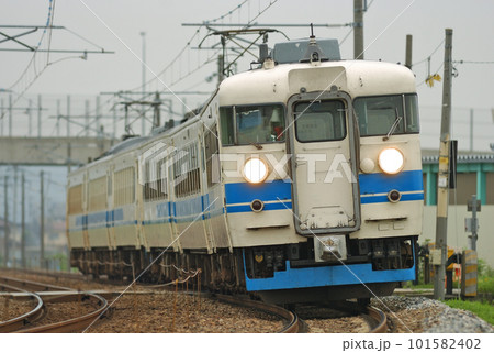 北陸本線　高岡ー西高岡　JR西日本　475系　A14+A05編成（金沢） 101582402