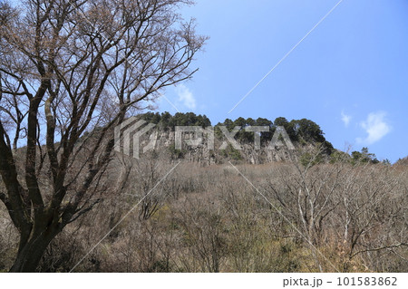 屛風岩公苑（国の天然記念物）【奈良県宇陀郡曽爾村】　　 101583862