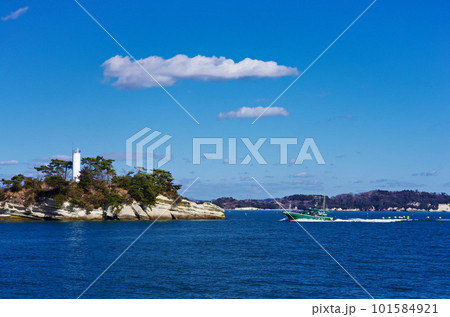 代ヶ崎浜から望む松島湾（宮城県七ヶ浜町） 101584921