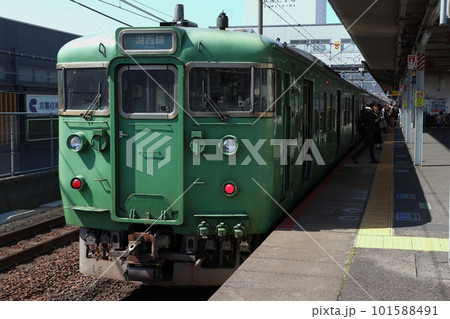［JR-B］湖西線113系5700番台（京都地域色） 101588491