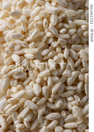 ザルに入った米麹 ザルに入った米麹 101594700