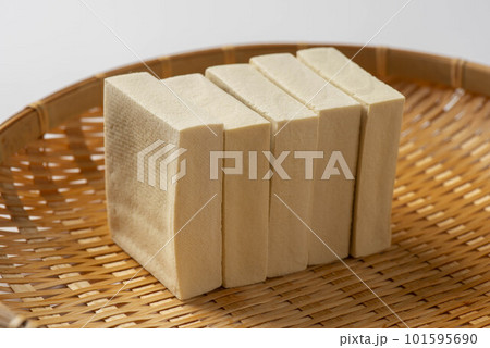 保存食の高野豆腐 101595690