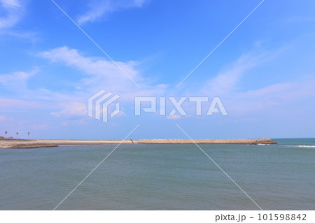 青空 雲 海 防波堤 青空 雲 海 防波堤 101598842