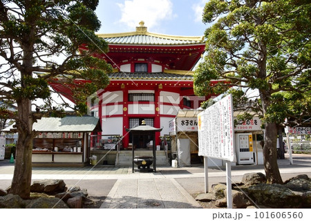 佐野市の町並み　佐野厄除大師の境内 101606560