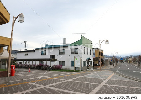 北海道 訓子府 丸ポストのある風景(旧ふるさと銀河線訓子府駅前) 北海道 訓子府 丸ポストのある風景(旧ふるさと銀河線訓子府駅前) 101606949