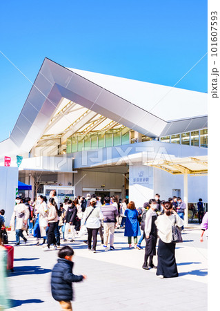 幕張豊砂駅 は イオンモール幕張新都心 に接続する 京葉線 の 新駅 開業 【 千葉市 の 風景 】 101607593