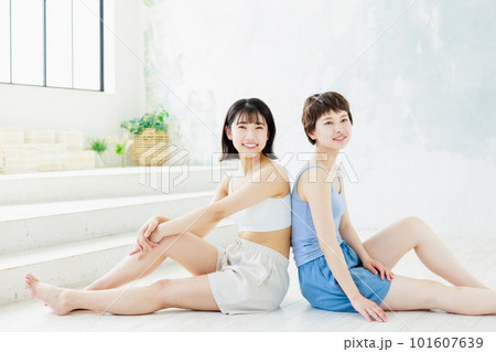 若い女性のビューティーイメージ 101607639