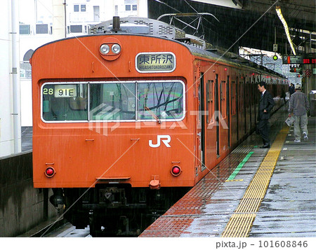 JM］武蔵野線103系（低運転台車両）の写真素材 [101608846] - PIXTA