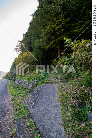 穴神鍾乳洞の出口 101610825