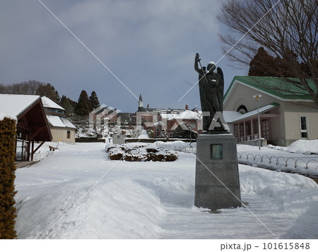 雪景色のトラピスチヌ修道院_函館 雪景色のトラピスチヌ修道院_函館 101615848