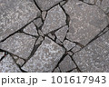 古い石畳 101617943