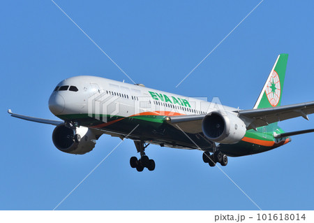 エバー航空の旅客機 B787-9 101618014