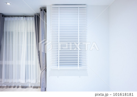 Interior design in bedroom at night. 101618181