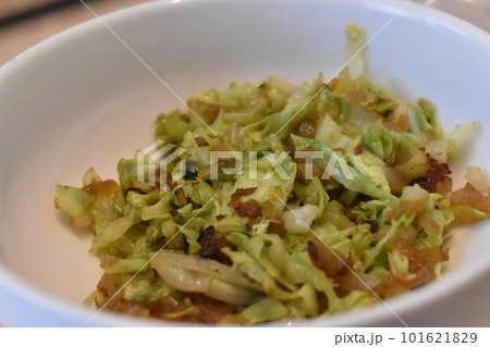 キャベツの炒め物 キャベツの炒め物 101621829