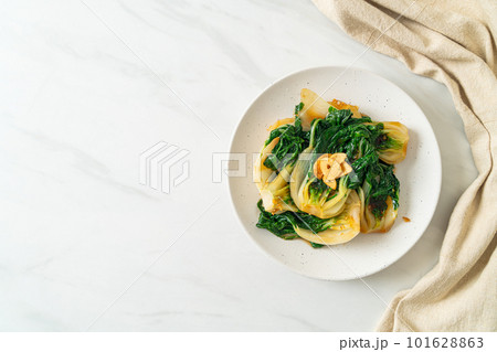 baby Chinese cabbage with oyster sauce and garlic baby Chinese cabbage with oyster sauce and garlic 101628863