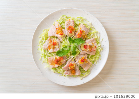 Boiled Pork with Lime Garlic and Chili Sauce Boiled Pork with Lime Garlic and Chili Sauce 101629000