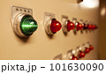 操作電源のランプ 101630090