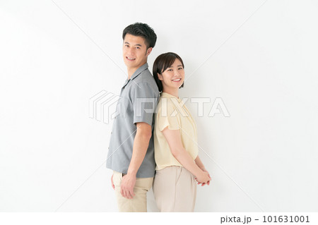 夫婦　カップル　笑顔 101631001