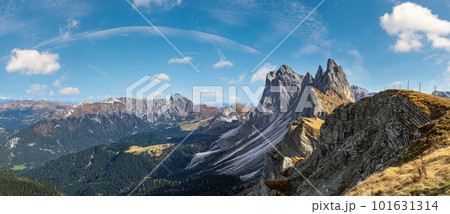 Autumn Seceda rock, Italy Dolomites Autumn Seceda rock, Italy Dolomites 101631314