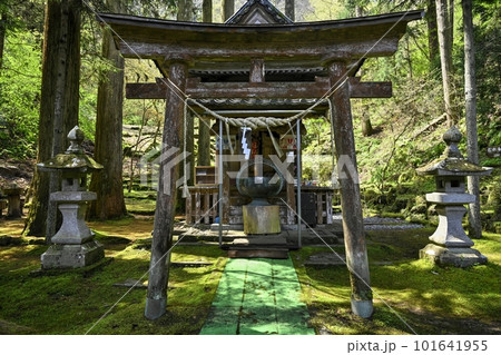 龍神堂奥の院 101641955