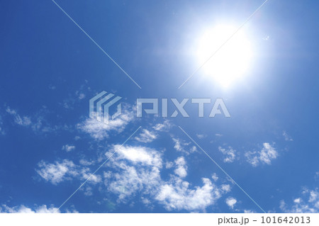 夏空の太陽と雲 横浜 夏空の太陽と雲 横浜 101642013