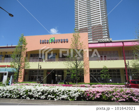 南千住のショッピングセンター付近 101642021