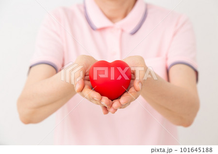ハートを持つ介護福祉士 101645188