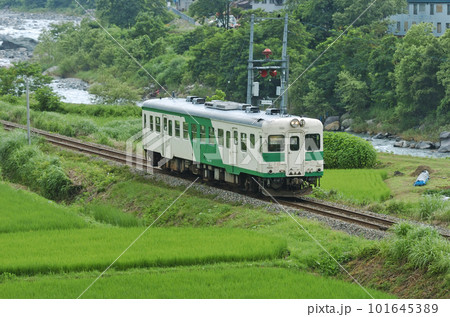 大糸線 南小谷ー中土 JR西日本 キハ52-125(糸魚川) 大糸線 南小谷ー中土 JR西日本 キハ52-125(糸魚川) 101645389