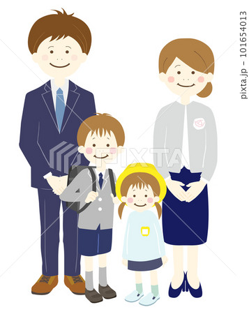 幼稚園の入園式と小学校の入学式の家族 101654013