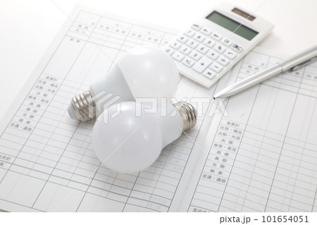 電気料金 値上げイメージ 101654051