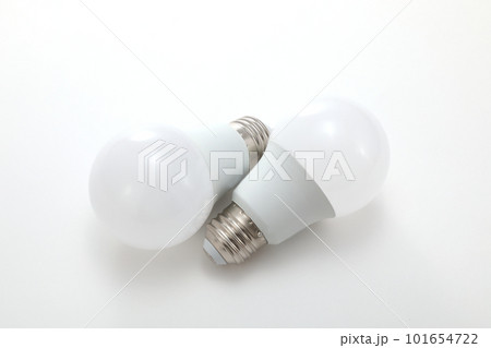 電球 白背景 101654722