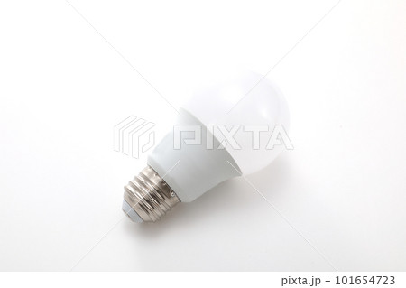 電球 白背景 電球 白背景 101654723