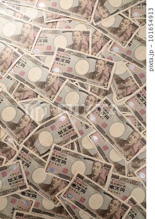敷き詰められた一万円札 敷き詰められた一万円札 101654913