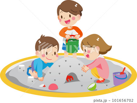 砂場で遊ぶ子供たち 101656702