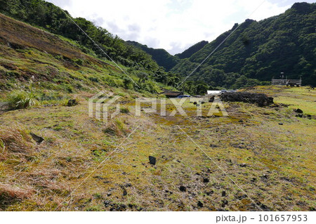 Remote and isolated hidden island Aogashima island in Tokyo, Japan 101657953
