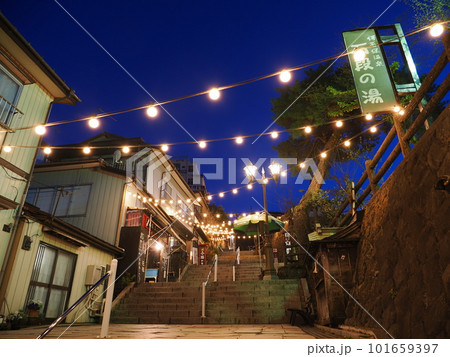 伊香保温泉 石段街の夜景 伊香保温泉 石段街の夜景 101659397