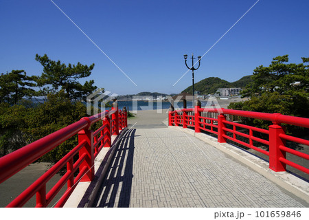 みそぎ橋からの葉山 森戸海岸 101659846