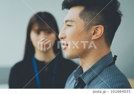 office worker office worker 101664035