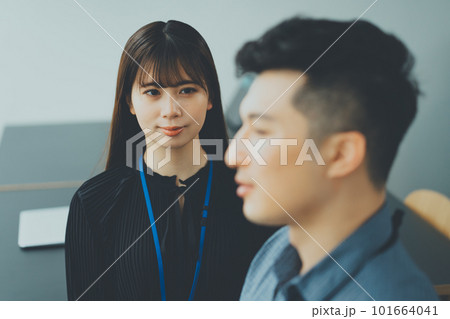 office worker 101664041