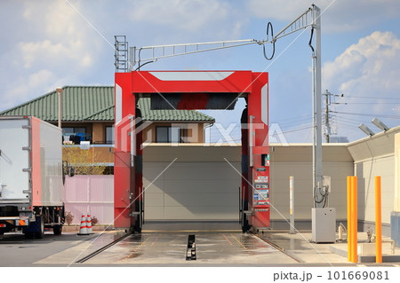 大型車用門型洗車機　イメージ 101669081