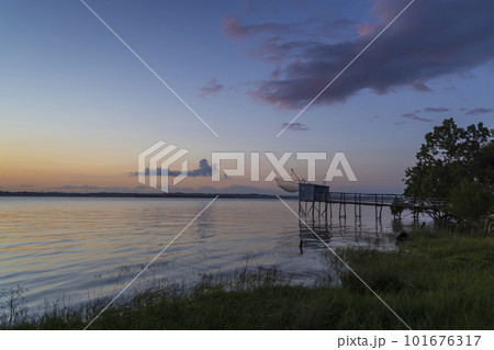 Traditional fishing hut on river Gironde, Bordeaux, Aquitaine, France 101676317