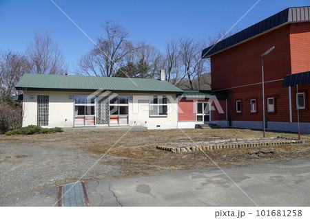 門別町立広富小学校（廃校の跡地） 101681258